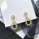  银复古巴洛克金属蕾丝花边水滴珍珠气质百搭耳钉