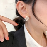S925银针韩国新款东大门满钻锆石高级感方块几何个性耳钉