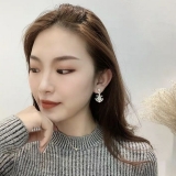 韩国明星同款船锚锆石贝壳个性高端气质耳钉
