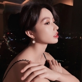 S925银针韩国时尚简约贝壳高级感镶钻个性气质耳钉