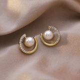 S925银针韩国珍珠水钻圆形新款潮小巧气质网红耳钉耳饰女