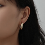 @特价韩国扭曲交叉高级感半圆打结冷酷现代感个性耳钉女