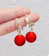  韩国气质珍珠2021年新款潮网红个性设计感法式耳钉耳饰女