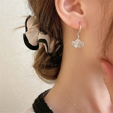 【真金电镀】 韩国微镶锆石银杏叶新款潮轻奢气质网红超闪耳环女
