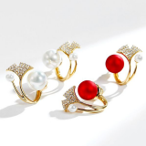  韩国红色珍珠镶嵌枫叶喜庆爆款时尚个性气质耳环耳钉