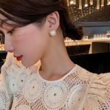  韩国新款巴洛克圆形珍珠气质复古港风耳钉耳饰