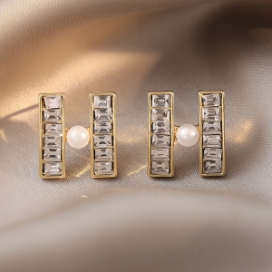 S925银针韩国锆石珍珠字母H女小众设计感冷淡风气质高级轻奢耳环耳饰女