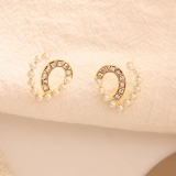 S925银针韩国珍珠爱心秋冬新款潮气质轻奢高级感小众耳钉耳饰