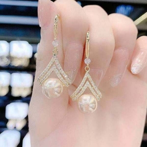 @特价@韩国香槟珍珠简约小众设计2022新款潮高级感耳钩耳饰