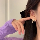 S925银针韩国花珍珠花朵超仙简约气质耳钉耳饰