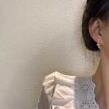 S925银针韩国气质高级大气花朵珍珠复古高级感耳钉耳饰女