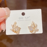 【真金电镀】 气质时尚简约方糖锆石珍珠树叶轻奢小众设计耳钉耳饰【环保】