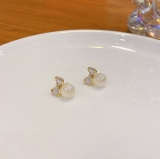  韩国彩色珍珠蝴蝶结锆石气质高级设计感小众耳钉耳饰