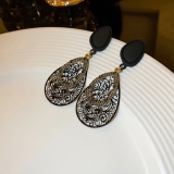 S925银针韩国镶钻镂空花朵水滴形时尚复古设计轻奢气质优雅耳钉耳饰