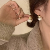 S925银针韩国金色球珍珠复古轻奢小众气质高级设计感耳钉耳饰