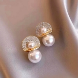S925银针韩国时尚简约大珍珠镶钻气质小众轻奢高级设计感耳钉耳饰