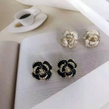 韩国小香风镶钻山茶花轻奢复古气质时尚小众高级设计感耳钉耳饰
