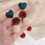 韩国少女心显瘦彩色糖果色可爱毛绒茸毛球大球球爱心耳钉耳饰女