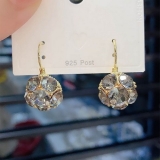 @特价@韩国红色水晶轻奢气质小众大气复古高级设计感耳扣耳饰