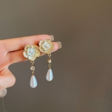 韩国山茶花花朵滴油珍珠田园风清晰轻奢高级设计感耳钉耳饰