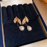 S925银针韩国镶钻树叶流苏法式珍珠气质时尚高级设计感耳钉耳饰