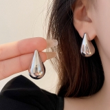 【真金电镀】S925银针韩国欧美时尚简约水滴气质小众个性金属风高级设计感耳钉耳饰