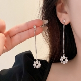 S925银针韩国简约镶钻圆形花朵长款流苏小众气质时尚轻奢高级设计感耳钉耳饰