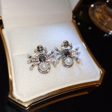 银针镶钻珍珠蜘蛛耳环甜酷风暗黑耳钉个性复古创意小众耳饰女