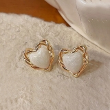 韩国简约爱心小众轻奢气质百搭高级设计感耳钉耳饰