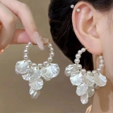S925银针韩国简约超仙花瓣轻奢复古珍珠花瓣流苏高级设计感耳扣