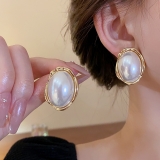 S925银针韩国简约银针椭圆法式珍珠时尚复古高级设计感耳钉耳饰