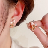 S925银针韩国简约粉色郁金香珍珠复古气质轻奢小众百搭高级设计耳钉耳饰