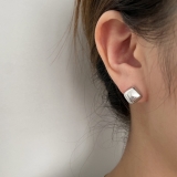 【真金电镀】欧美跨境光面方型耳环女小众设计轻奢INS冷淡风耳扣简约百搭耳饰