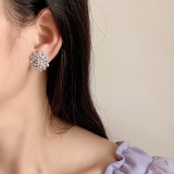 S925银针韩国简约锆石花朵轻奢气质小众高级设计感耳钉耳饰