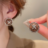 韩国美拉德银针圆形耳环时尚高级感耳钉小众百搭辣妹设计感耳饰批发女