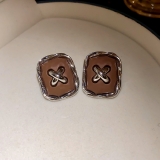 韩国美拉德银针圆形耳环时尚高级感耳钉小众百搭辣妹设计感耳饰批发女