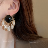 S925银针韩国中古复古滴油珍珠流苏个性时尚耳钉轻奢耳饰批发