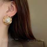 S925银针韩国珍珠不规则几何复古设计感耳钉小众夸张气质耳饰耳钉批发