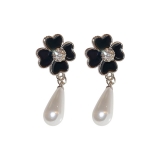 韩国镶钻珍珠四叶小草耳环轻奢高级感耳钉复古气质耳饰女