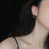 复古港风黑色小方块设计高级耳钉网红气质显脸瘦耳环年新款潮