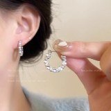 复古法式珍珠耳饰轻奢圆圈珍珠耳圈耳扣新款小众设计时尚耳环女