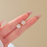 韩国黑色方块耳钉女小众气质高级感耳环黑色白色方形小巧耳饰女