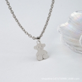 秋冬轻奢小众设计感小熊毛衣链网红嘻哈中性风不锈钢吊坠情侣项链