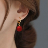 韩国精致时尚简约安可拉红珍珠耳扣女小众轻奢设计感气质百搭耳坠批发