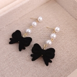 珍珠流苏吊坠红色植绒蝴蝶结耳钉小清新甜美高级氛围感耳饰品百搭