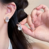 小香风冰透天然白玉石耳夹时尚精致高级感设计师耳钉