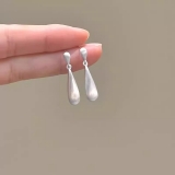 磨砂拉丝水滴耳钉女轻奢高级感显瘦耳环2025年春夏百搭耳饰品