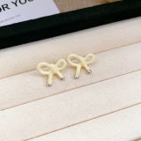 可爱小巧蓝色蝴蝶结耳钉精致少女感甜美学生党高颜值耳饰厂家直销