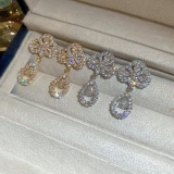 韩国云朵水滴流苏耳环轻奢高级感耳钉百搭通勤个性气质耳饰女