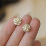 韩国闪钻仿珍珠绣球耳钉小众设计高级感耳环简约小巧精致耳饰